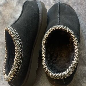 UGG Black Tasman Slippers